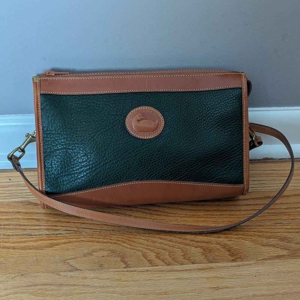 Dooney & Bourke Green and Tan Equestrian Shoulder Bag Womens Vintage All Weather